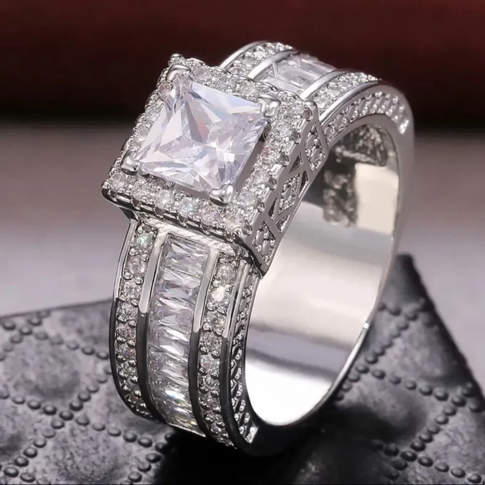 2 act princess cut WEDDING RING